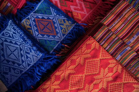 pussuk labbung|Yakan rediscover honor, pride–and income–in traditional weaving.